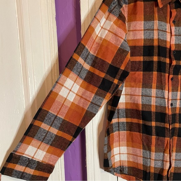 SOLD ON FACEBOOK Tango Hotel Flannel Button Down Shirt - Picture 4 of 7